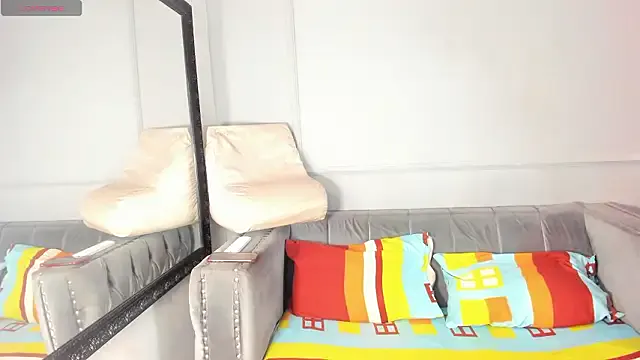 Haileysans — spit breasts