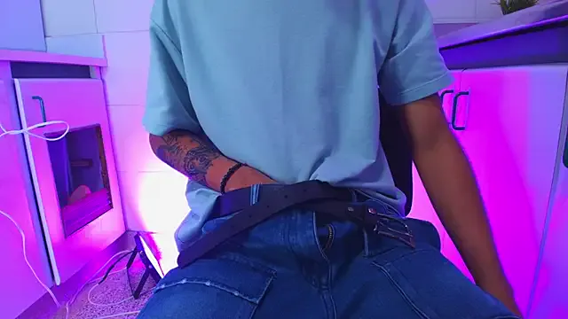 hares_mds — t-shirt off