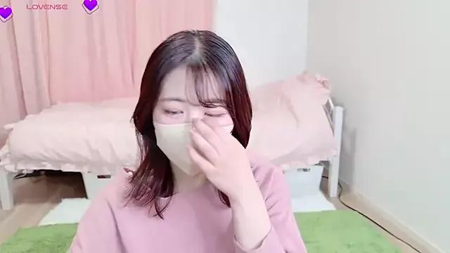 Explore Haru_chiii, she wants to masturbate for you Haru_chiii from StripChat