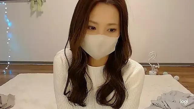 hinano_JP from StripChat