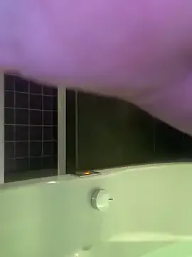 Hornyamy026 — Freechat on StripChat