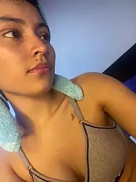 Admire sexy model Hotwife26 hotwife26 from StripChat