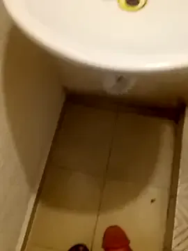 hourse252325 — masturbacion y tragarse esperma