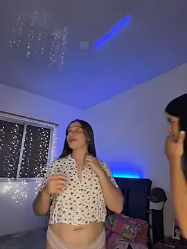 I_am_Zoe_Hot —  HAPPY VALENTINE'S DAY GIRLS 