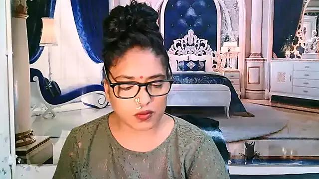 IndiaBlackPanther from StripChat