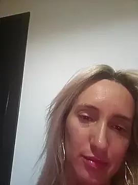 IsabelleEthan on StripChat 