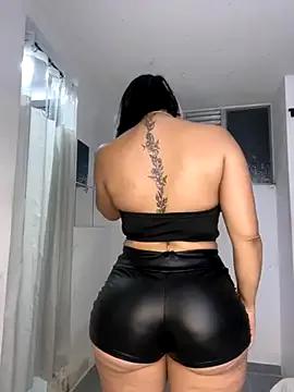 Sweet Islarose0_0 wants you to fuck her body now Islarose0_0 from StripChat