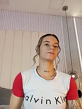 JuliaColemann — pussy close up