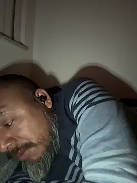 StripChat julio_p is Freechat julio_p — Jugar con mi polla y cum