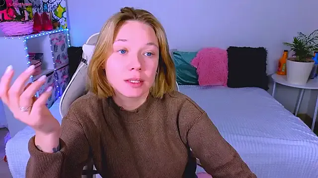 StripChat Karen_morris is Freechat Karen_morris — as a gift for dad's birthday