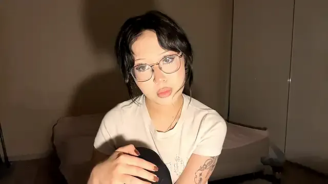 StripChat KateGlowee is Freechat KateGlowee — Leak my fingerr!!