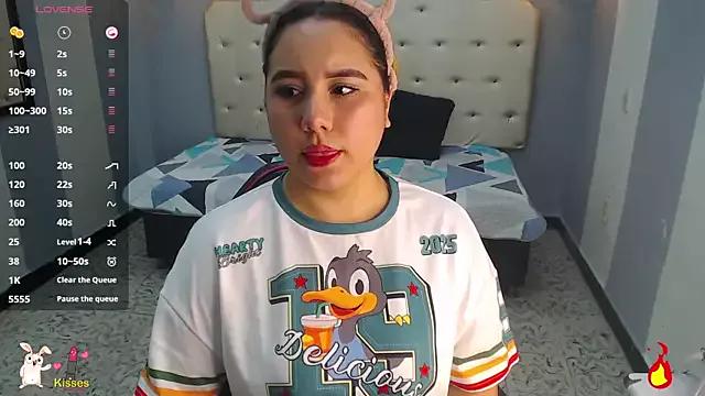 Admire Kathiasaints, she wants to masturbate for you Kathiasaints from StripChat