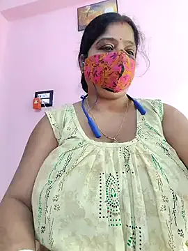 Kayra_34 — Freechat on StripChat