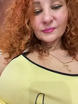 kisulya — cum in public