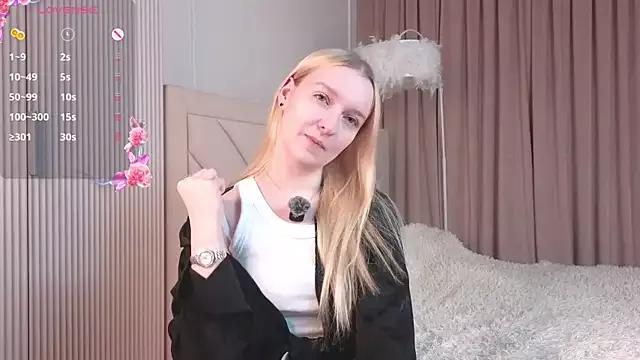 Admire KrishnaSimmons, she wants to masturbate for you KrishnaSimmons from StripChat