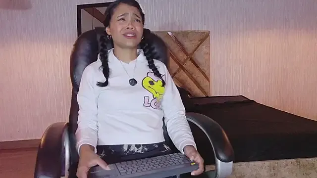 Kristall_06 — Private on StripChat