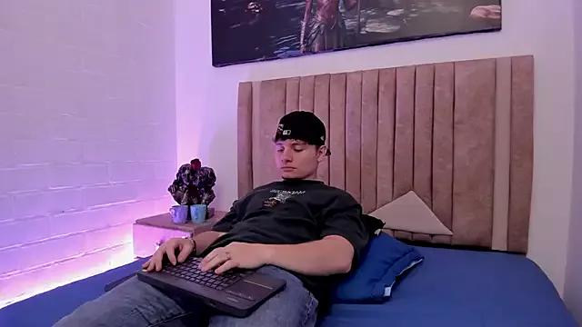 Watch Leoo_Miller, they want to masturbate for you Leoo_Miller from StripChat