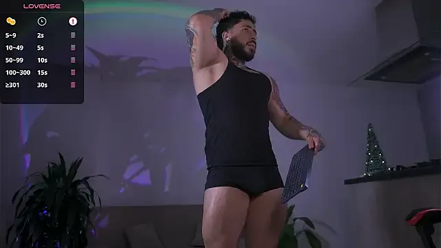 LeoSalvatore_ — Bulge play!