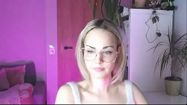 LexiexPlay — sexy legs tease xx