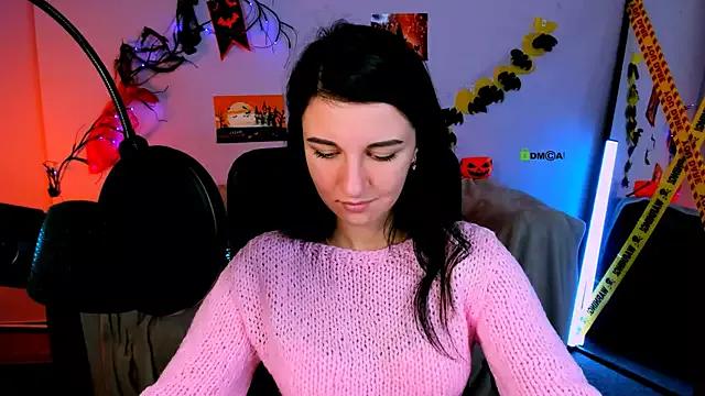 lia_sunset from StripChat