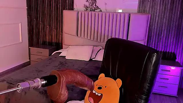 Check out 23 years old Lillyortiz from StripChat Lillyortiz from StripChat