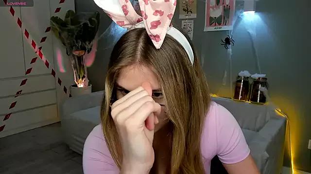 Masturbate to StripChat's Linakorvin linakorvin from StripChat