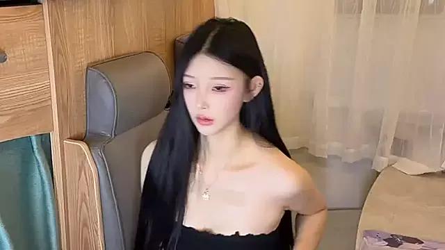 linxia_baby from StripChat