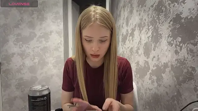 StripChat lisa_barbie is Freechat lisa_barbie — topless play with nipples