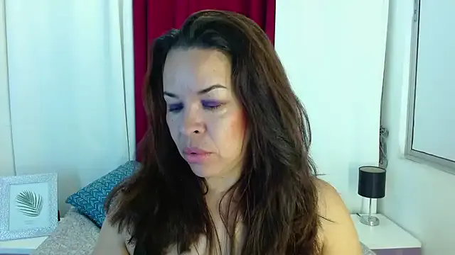 Lizeth_Bels — help me take off my shirt