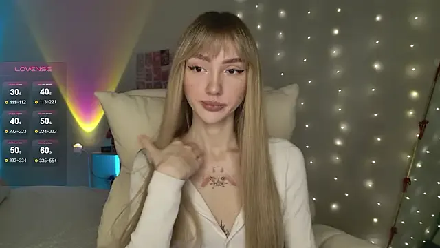 Lunainnk — bath foam show (allnaked