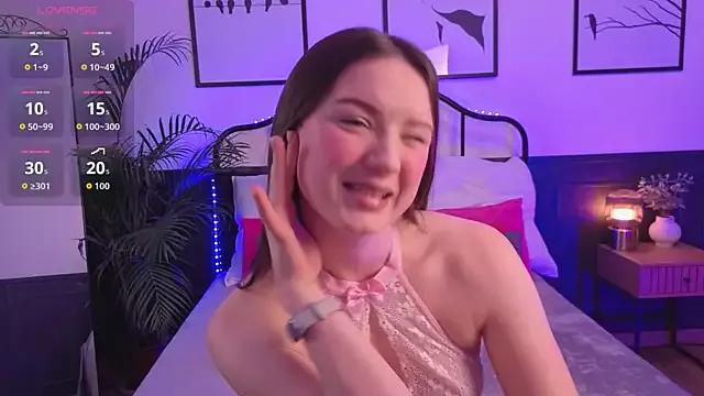 Try amazing camwhore LunaMim LunaMim from StripChat