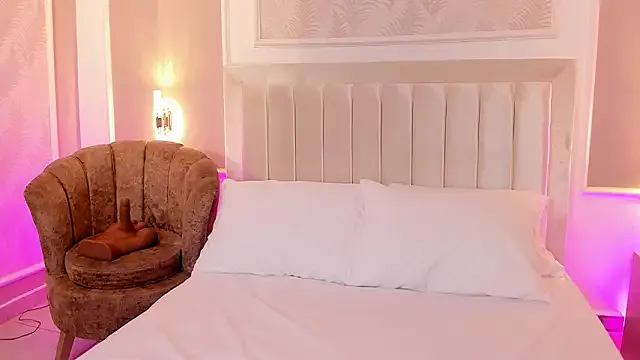 madison_fox1 — SPANKS ASS