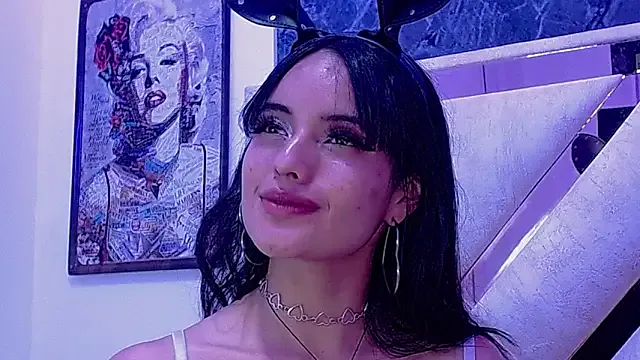 StripChat madissonrousecs is Freechat madissonrousecs — I show my legs slow