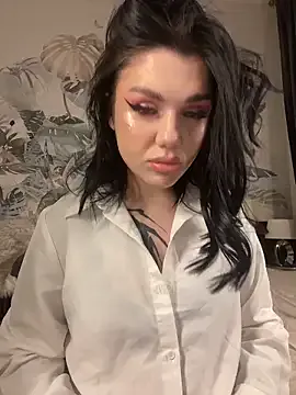 MaeveMoon — Blowjob with a dildo