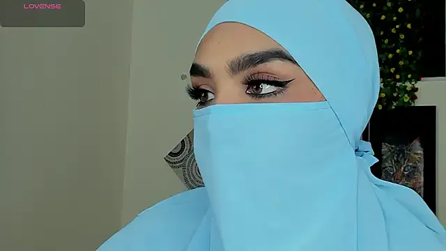 Maissa_Alabi — Private on StripChat