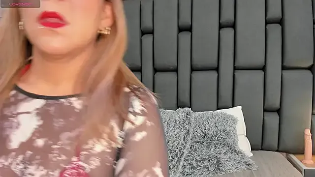 manyhawkey — Ass Shake / Jiggle