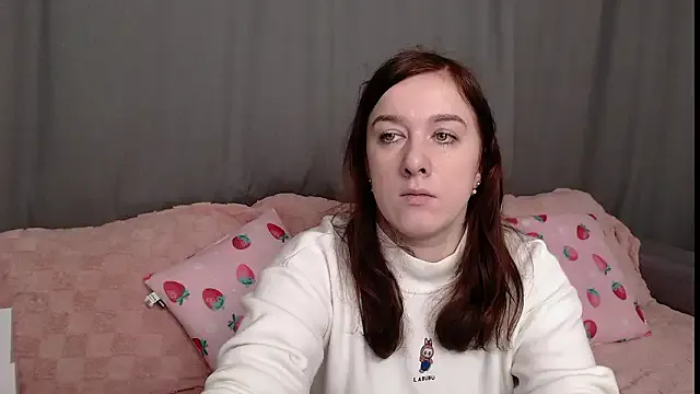 MarthaSimons — doggy without panties 3 min