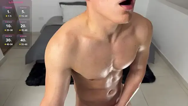 Maxx_Lancaster — Jerk off showing dick + CUMMING