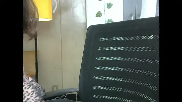 Mia_0989 — oil on boobs