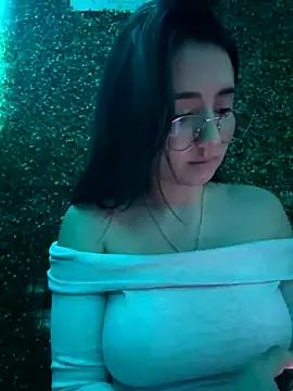 Michelle_Zoe from StripChat