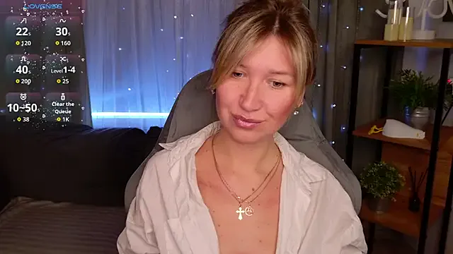 MilaBott — Lick dildo+ ahegao