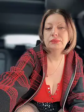 Milena-MilfaXXX — Lovence in the ass control 5 min 