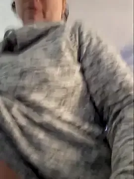 StripChat MilfyMrsRobinson is Freechat MilfyMrsRobinson — Play when I vibrate