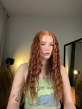 StripChat MiraBoom is Freechat MiraBoom — nipple clamps