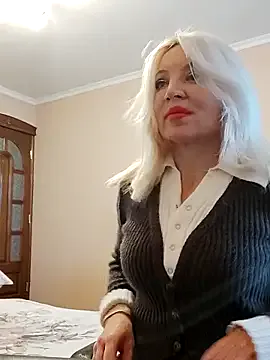 MiraStar984 — Private on StripChat