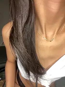 morrocoXcute from StripChat