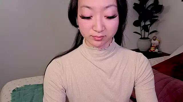 Cute MySweetSofie wants you to fuck her body now MySweetSofie from StripChat