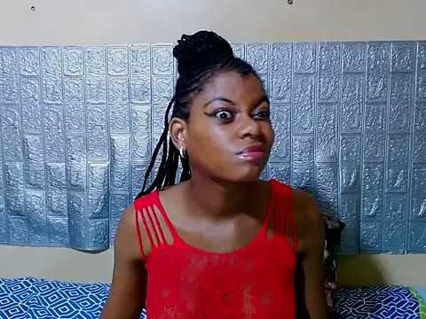 MzCoco — spread ass+ pussy+queef