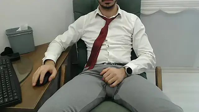 Naughtb0y — get me naked  #CUM #High