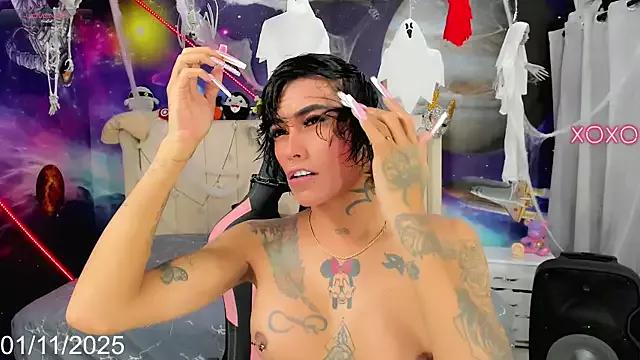 Nella_Dolls from StripChat